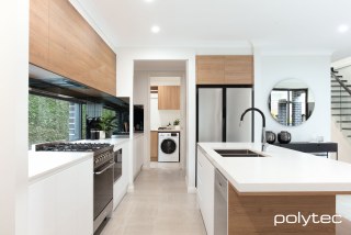 Polytec - Cabinetry in Tasmanian Oak Woodmatt,  and Crisp White Legato.