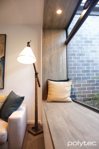 polytec STUDY & ENTERTAINMENT - Panels in Antico Oak Woodmatt.