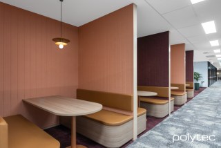 polytec COMMERCIAL & ARCHITECTURAL - Seating and desk in Maison Oak Ravine.