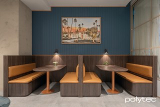 polytec COMMERCIAL & ARCHITECTURAL - Bench seating and tables in Cafe Oak Ravine.