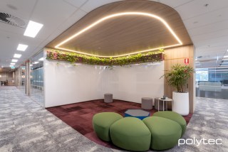 polytec COMMERCIAL & ARCHITECTURAL - Ceiling and wall panel in Maison Oak Ravine.