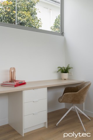 polytec STUDY & ENTERTAINMENT - Desktop in Soft Walnut Ravine, Drawers in Blossom White Smooth.