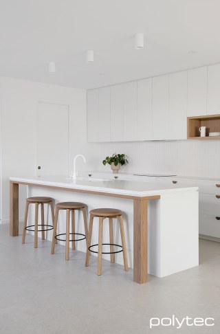 polytec KITCHEN - Doors, Drawers and Panels  in Blossom White Woodmatt, Panels in Boston Oak Woodmatt.