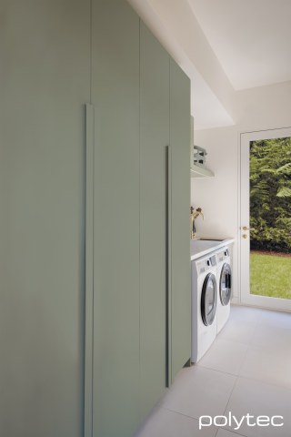 polytec LAUNDRY - Doors and panels in Topiary Smooth.