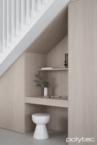 polytec STUDY & ENTERTAINMENT - Panels and shelving in Coastal Oak Woodmatt.