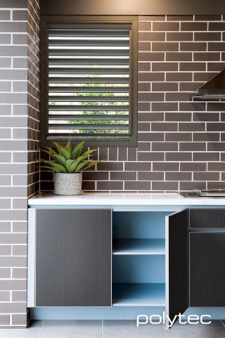 Polytec - ALFRESCO doors with Estella Oak Woodmatt.