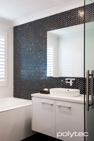 polytec BATHROOM - Vanity in Classic White Sheen.