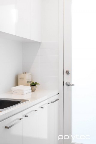 polytec LAUNDRY - Melamine doors in Classic White Sheen.