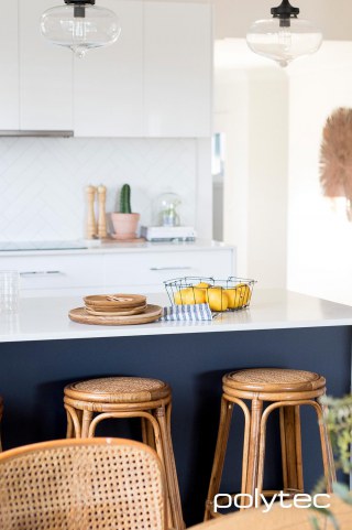 polytec VENETTE - Island Front in Oxford Venette, Thermolaminated doors in Guilford,  with Ultra White Gloss.