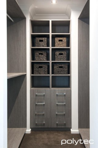 polytec WARDROBE - Wardrobe in Maroso Milan Ravine.