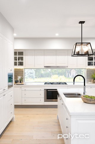 Polytec - THERMOLAMINATED Atlanta doors in Classic White Matt.