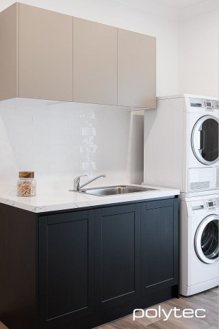 polytec LAUNDRY - Overhead doors in Greige Matt, Base cupboard doors in Black Natura.