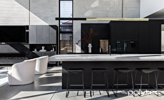 polytec KITCHEN - Cabinetry in Black Venette.