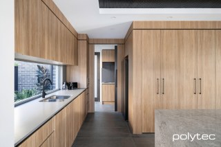 polytec KITCHEN - Doors and panels in Chifley,  and Prime Oak Woodmatt.
