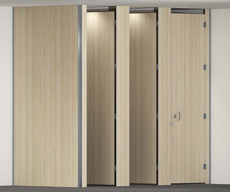 Full Height - Unisex - Ceiling Fixed