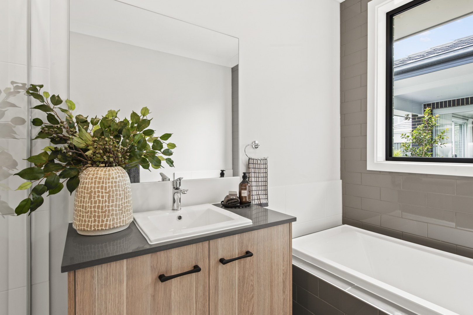 Elderton Homes Wongawilli Display Home Idalia 27 Projects polytec